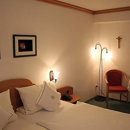 Wuellner's Landgasthof מלון 3*